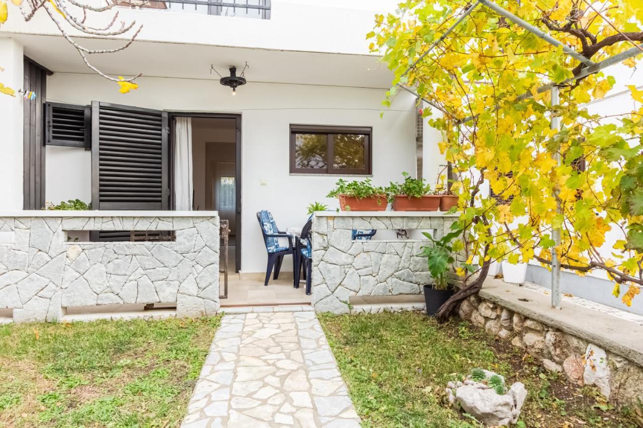 באסקה Apartments Sucur With Terrace מראה חיצוני תמונה