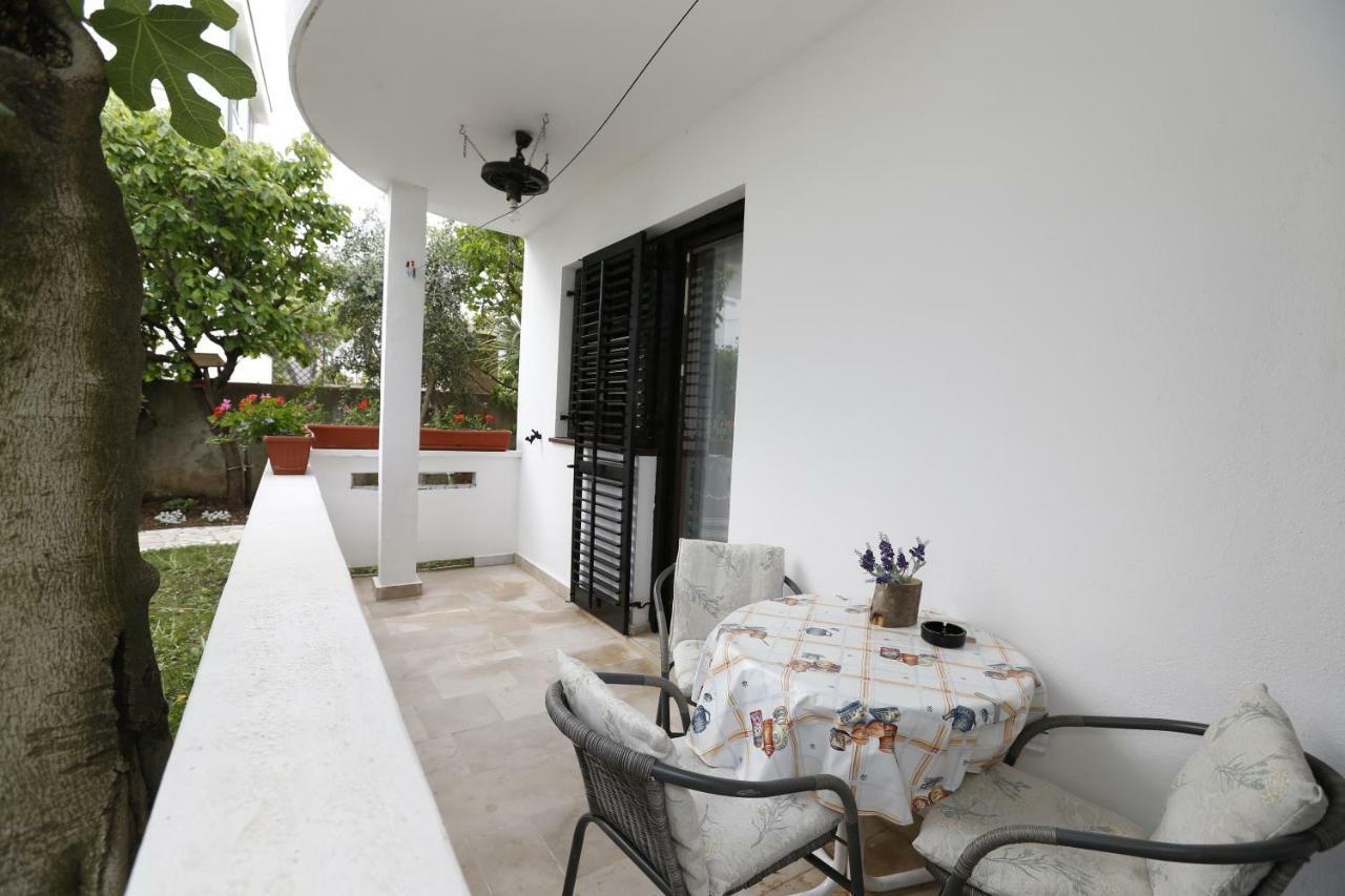 באסקה Apartments Sucur With Terrace מראה חיצוני תמונה