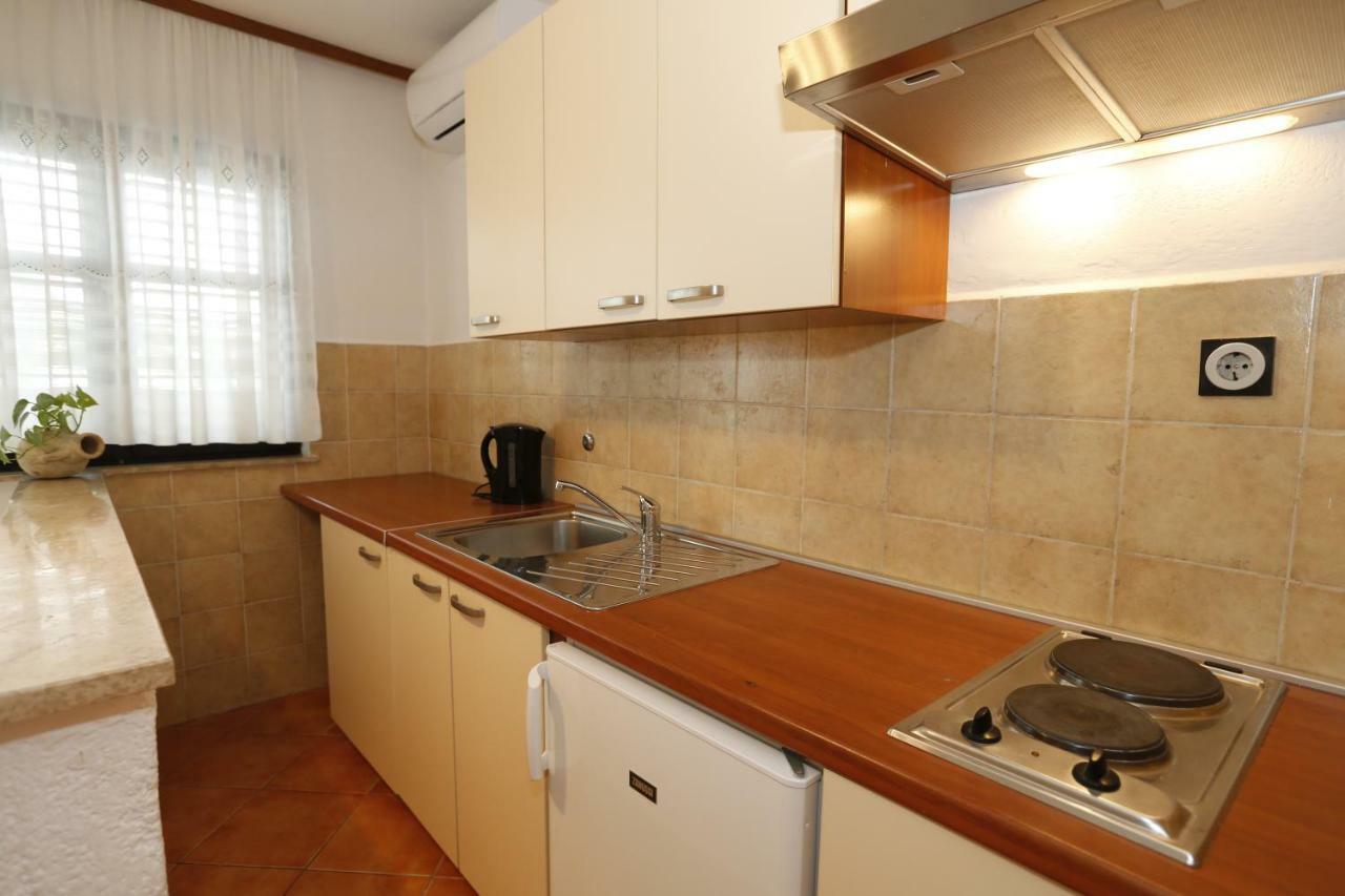 באסקה Apartments Sucur With Terrace מראה חיצוני תמונה